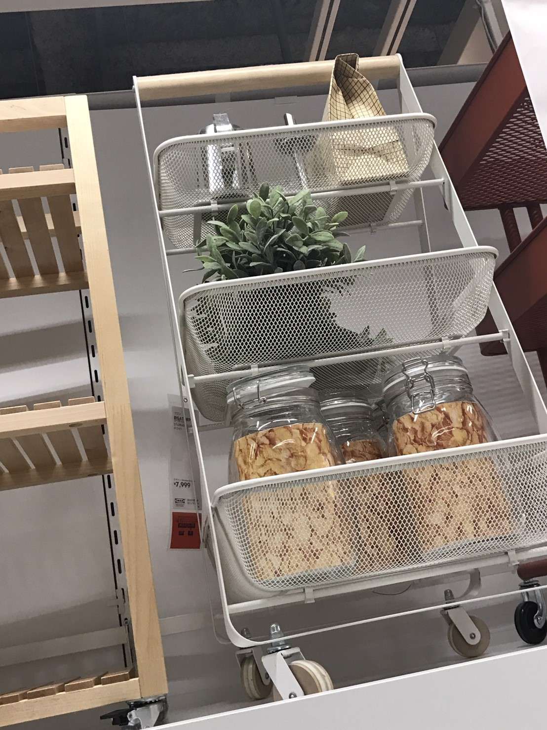 Ikeaのキッチンワゴンで調理カウンターの収納をおしゃれに改善 おすすめ7選を徹底比較 北欧家具ブログ